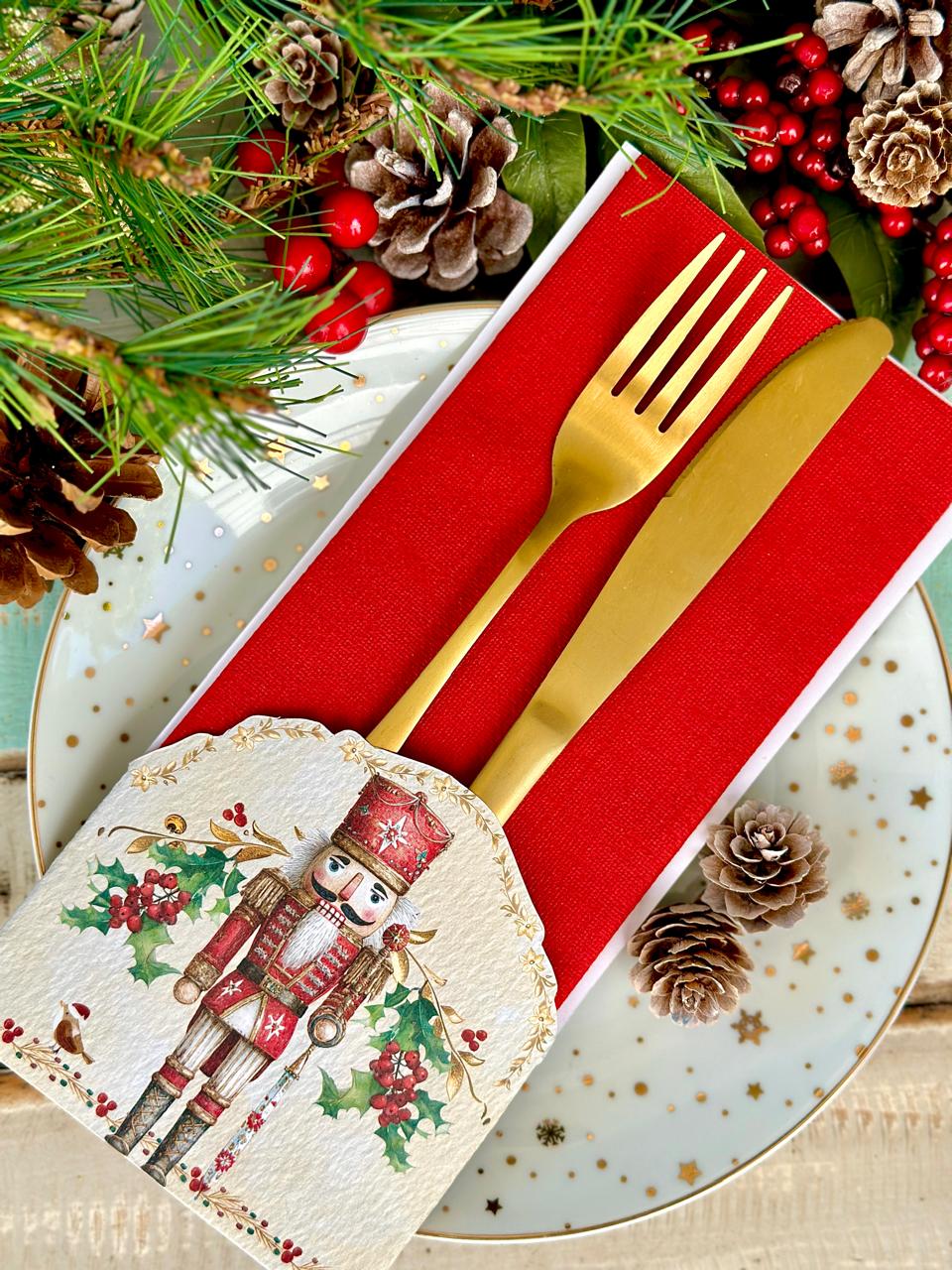 Porta Cubierto Cascanueces Dorado