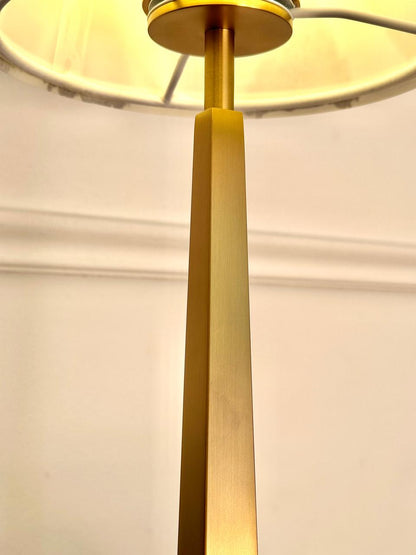 KIT Lampara Inalámbrica Nómade Obelisco + 2 Pantallas