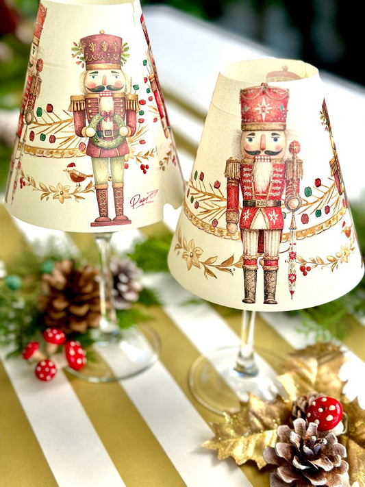 Pantalla para Copas Cascanueces Dorado